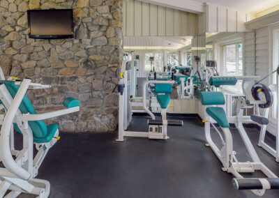 Fitness center amenities Waterford Apartments