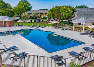 Pool amenities Waterford Apartments